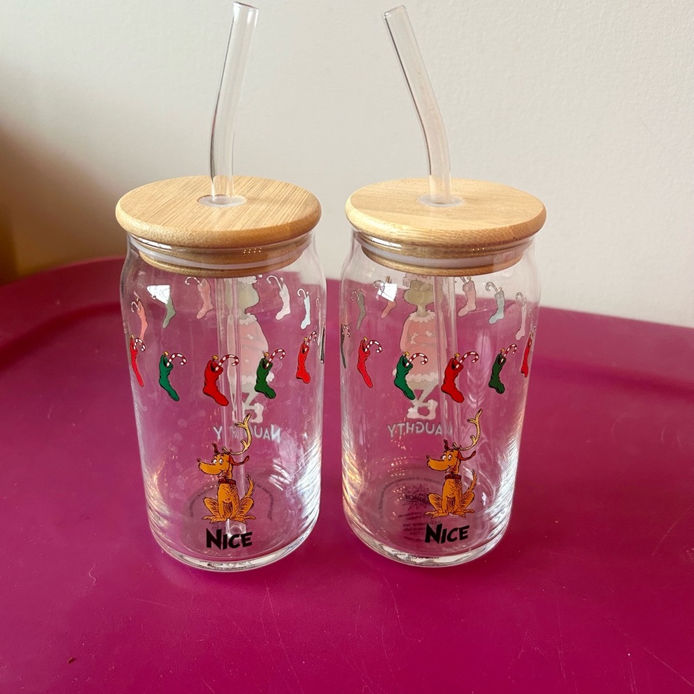 Dr. Seuss’s The Grinch Glass Jars with Bamboo Lids and Straws - Multicolor